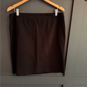 Dalia Elegant Black Pencil Skirt